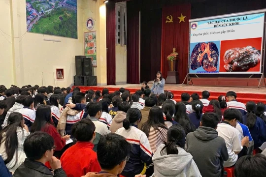 Xây dựng trường nội trú không khói thuốc