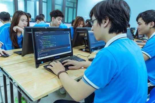 Đưa AI vào trường học: Những rủi ro nếu triển khai thiếu kiểm soát (BÀI 2)