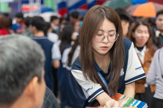 Lời khuyên của chuyên gia cho thí sinh trong việc lựa chọn trường và ngành học