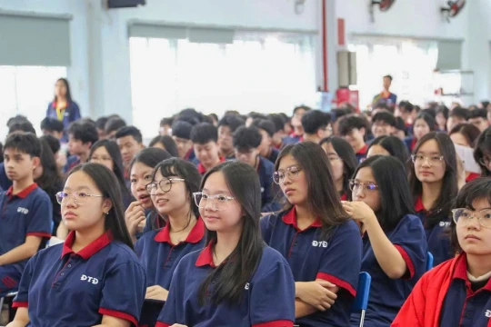 Học sinh Thủ đô hào hứng với phương pháp học tiếng Anh tư duy