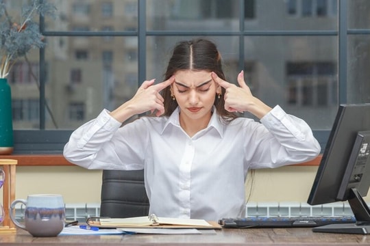 Tử vi hôm nay: 4 con giáp xui xẻo nhiều bề ngày 9/3/2026, cẩn tắc vô áy náy