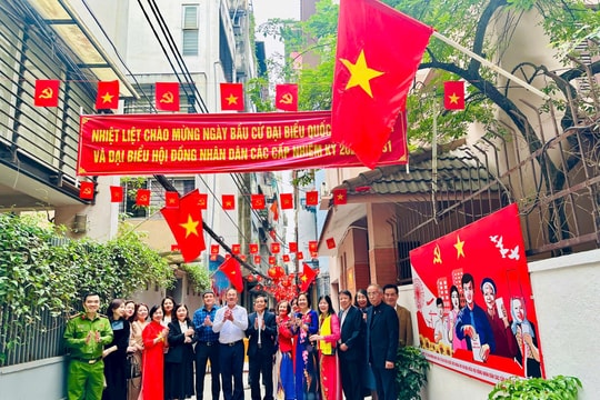Nhân lên những "Ngõ phố hạnh phúc" chào mừng ngày hội bầu cử