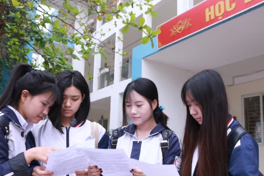 Hà Nội: Điều chỉnh thời lượng ôn tập cho học sinh cuối cấp