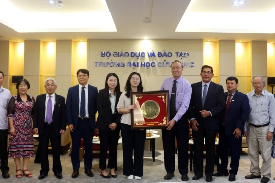 Trường ĐH Cửu Long đẩy mạnh hợp tác giáo dục, văn hóa và nhân lực với Hàn Quốc