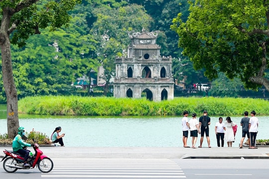 Tạm dừng hoạt động phố đi bộ hồ Gươm phục vụ bầu cử