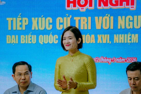 Nữ phó giáo sư muốn đưa nghiên cứu vào thực tiễn chính sách