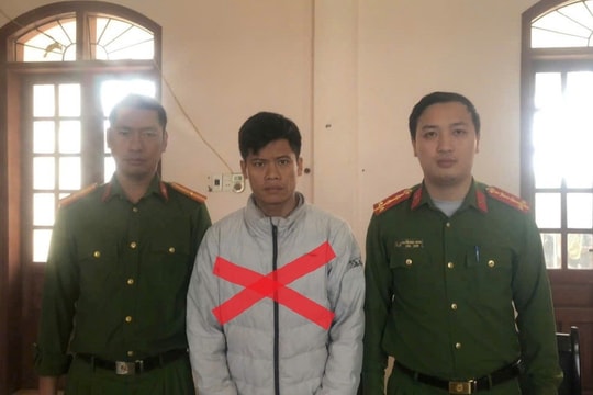 Khởi tố người đàn ông đánh, kéo lê bạn gái trên đường ở Hải Phòng