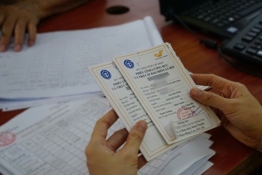 Sau 31 năm đứng lớp, giáo viên hưởng lương hưu gần 8 triệu đồng