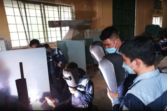 Hoàn thiện chế độ làm việc, tạo động lực cho nhà giáo giáo dục nghề nghiệp