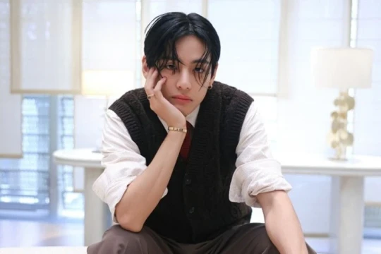 Chưa đăng video nào, TikTok của V(BTS) đã cán mốc hơn 3 triệu người theo dõi