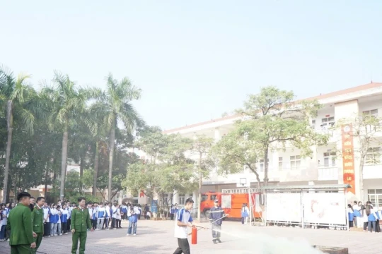 Hướng dẫn kỹ năng PCCC tại các Trung tâm học tập cộng đồng của Phú Thọ