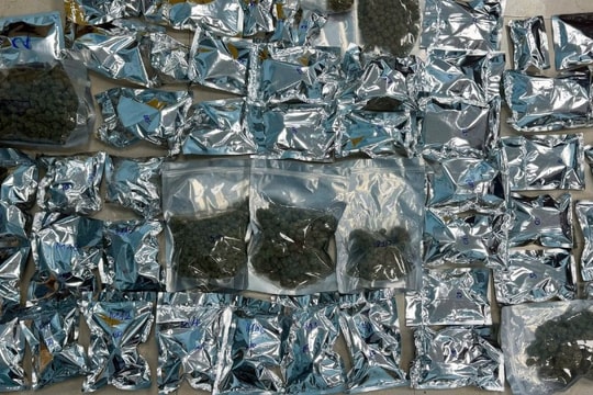 Công an Đà Nẵng triệt phá đường dây mua bán cần sa qua mạng