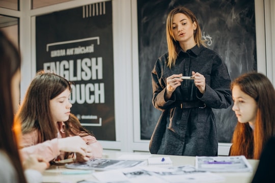 Phụ huynh là nguyên nhân chính khiến nhiều giáo viên... bỏ nghề