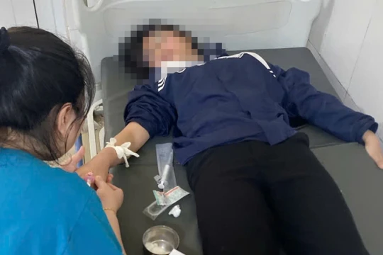 Nhà trường lên tiếng vụ nữ sinh uống thuốc sâu tự tử