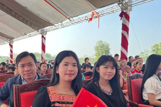 Xây trường nội trú vùng biên Quảng Ngãi, ươm mầm tri thức, giữ vững phên dậu