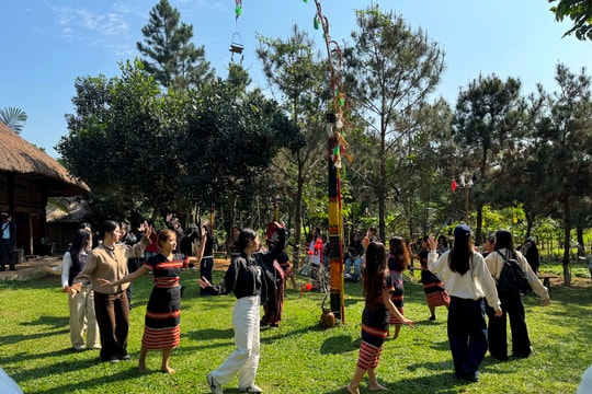 Làng Văn hóa - Du lịch các dân tộc Việt Nam: Điểm đến trải nghiệm văn hóa lý tưởng