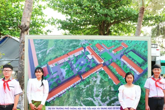 Những khoảnh khắc rạng rỡ ngày khởi công trường nội trú vùng biên An Giang