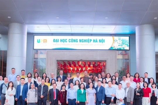 Kết nối đa chiều: Hành động vì tương lai bền vững