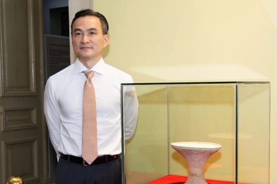 Những người 'làm giàu' kho tàng bảo vật quốc gia