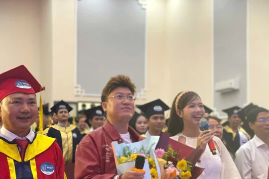 Hơn 200 tân khoa Phân hiệu Trường Đại học Thủy lợi nhận bằng tốt nghiệp