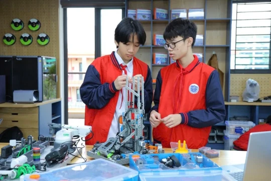 Tỉ lệ đăng ký thi môn Khoa học tự nhiên thấp và những thách thức đặt ra