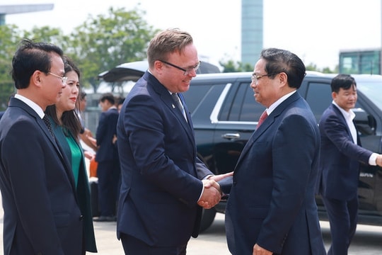 Thủ tướng Phạm Minh Chính lên đường thăm chính thức Liên bang Nga