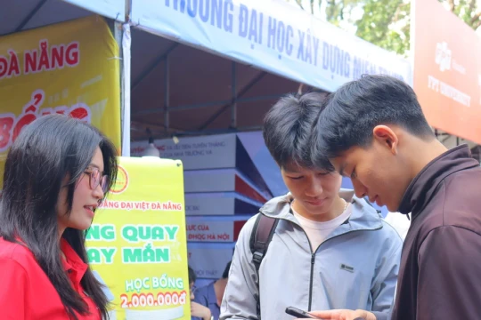 Gần 5.000 học sinh Đà Nẵng tham gia ngày hội Tư vấn mùa thi năm 2026