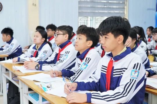 Tìm giải pháp 'hạ nhiệt' cuộc đua vào lớp 10