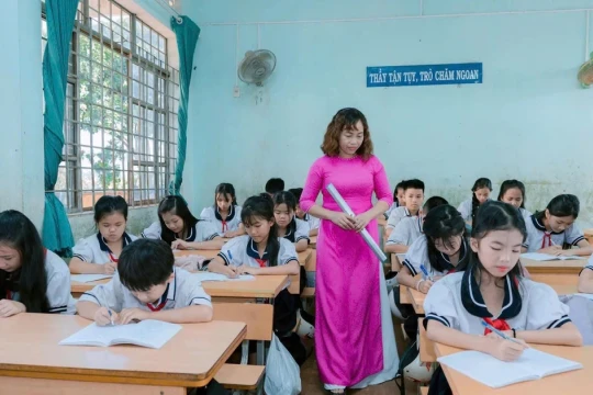 Khả năng tiếp cận bài học của học sinh miền núi: Tháo 'điểm nghẽn' từ thực tiễn