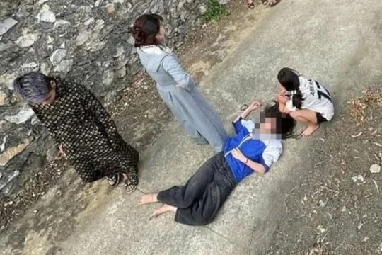Vụ nữ sinh bị đánh bất tỉnh: Nạn nhân nhập viện điều trị