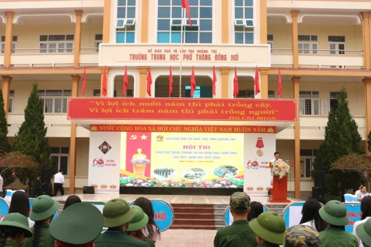 Tạo sân chơi bổ ích về quốc phòng và an ninh cho học sinh Quảng Trị