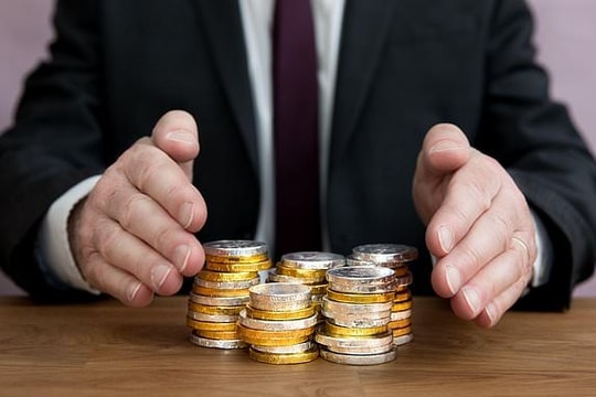 Tử vi hôm nay: Thần Tài mở cửa, 4 con giáp gặt hái tài lộc ngày 24/3/2026