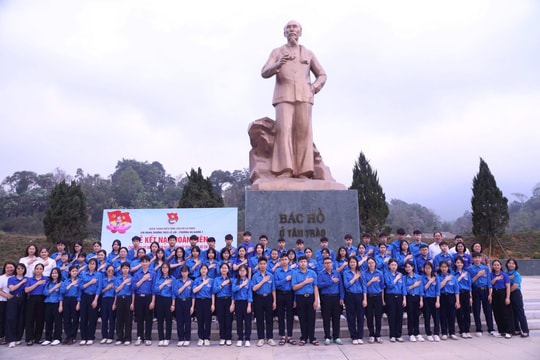 Trải nghiệm hành trình về nguồn, bồi đắp truyền thống và tri thức