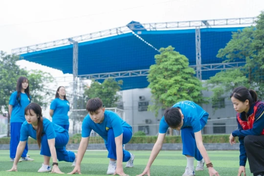 Từ nữ vô địch Đông Nam Á đến cô giáo dạy điền kinh