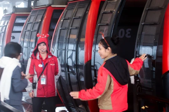 Đưa giảng đường đến doanh nghiệp: Doanh nghiệp 'đặt hàng' đào tạo nhân lực