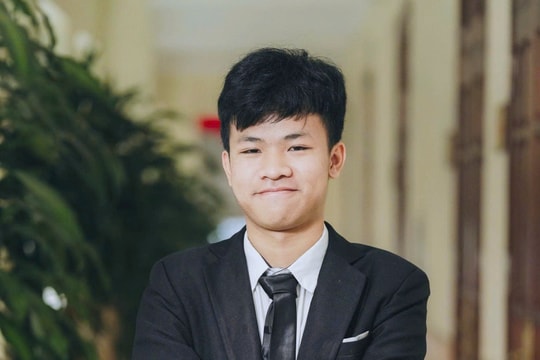 Một lớp có 2 nam sinh cùng giành học bổng toàn phần vào đại học top đầu Phần Lan