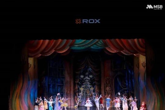 Nghệ sĩ Russian State Ballet thăng hoa trên sân khấu Nhà hát Hồ Gươm