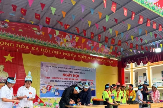 Nhiều sân chơi bổ ích giúp học sinh vùng cao tự tin phát triển năng lực