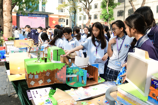 Giúp học sinh hiểu về trí tuệ nhân tạo và tương lai học tập