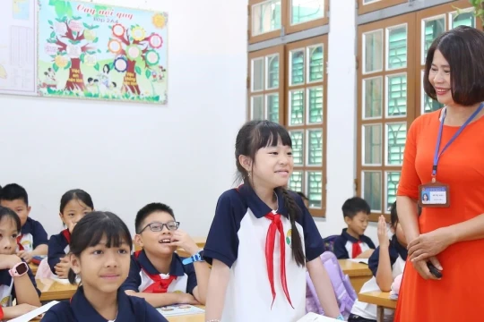 Dự kiến tăng lương cơ sở từ 1/7/2026: Nhà giáo bớt 'gánh lo'