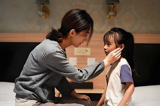 Hiệu ứng "lâu đài cát": Cha mẹ thông minh phải biết quy tắc 30% để con không "ngợp" trước áp lực cuộc đời