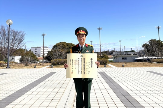 Thượng úy Việt lấy bằng tiến sĩ trường quân sự lớn nhất Nhật Bản