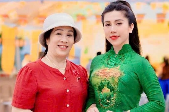 MC Hồng Nhung (VOV Giao thông): Đồng hành bên mẹ sau đột quỵ – câu chuyện khiến nhiều người xúc động