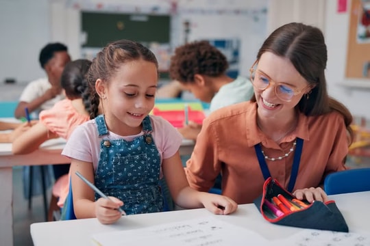 Chữ viết tay trở lại lớp học: Tái khẳng định vai trò nền tảng