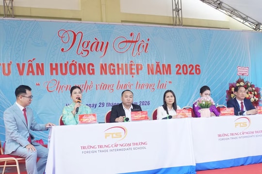 Vững bước tương lai cùng nhà trường và doanh nghiệp