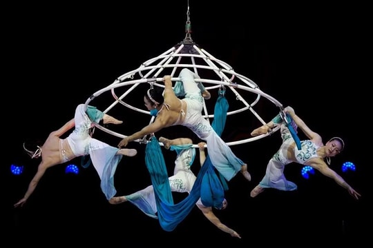 Nghệ thuật xiếc Việt: Công nghệ hòa quyện cùng bản sắc