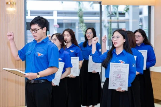 Phát triển Đảng trong trường học: Chú trọng chất lượng từ gốc