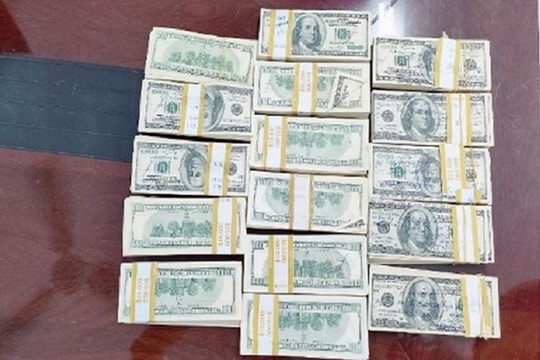 Công an Đà Nẵng tìm bị hại trong vụ tàng trữ, lưu hành 10.000 USD tiền giả