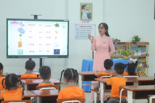 Sở GD&ĐT TPHCM siết phòng tay chân miệng trong trường học