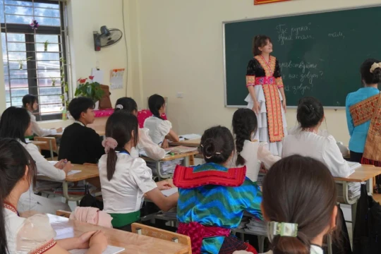 Điện Biên mở khóa học tiếng Nga thứ hai cho học sinh vùng cao